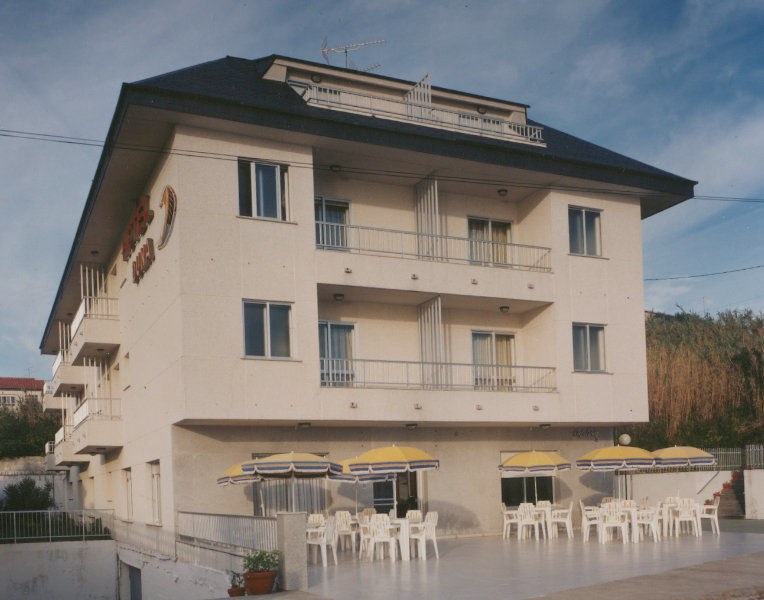 Hotel Duna Portonovo Eksteriør billede